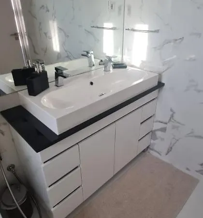 Apartman S.soares T1 Expo Sul